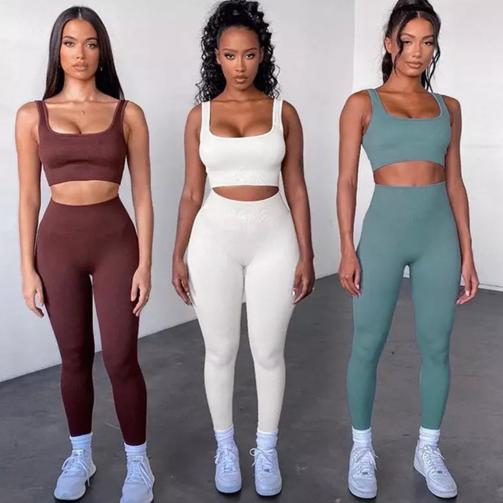 Brown athletic set